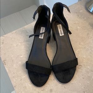 Steve madden black heels perfect condition